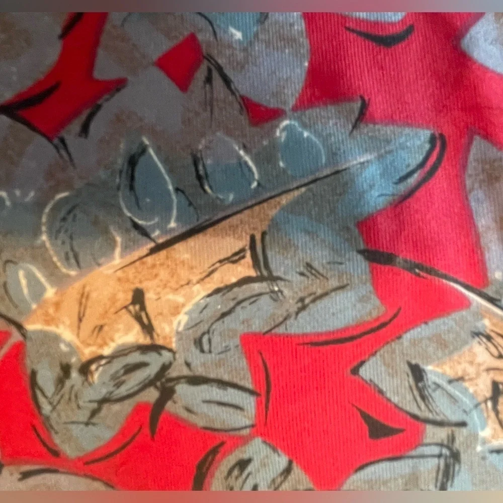 ❤️CHRISTIAN DIOR stylish vintage colorful men’s silk tie. Red. tan, Gray-teal.
